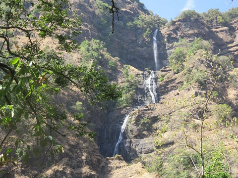 Bungtla Waterfall top.jpg